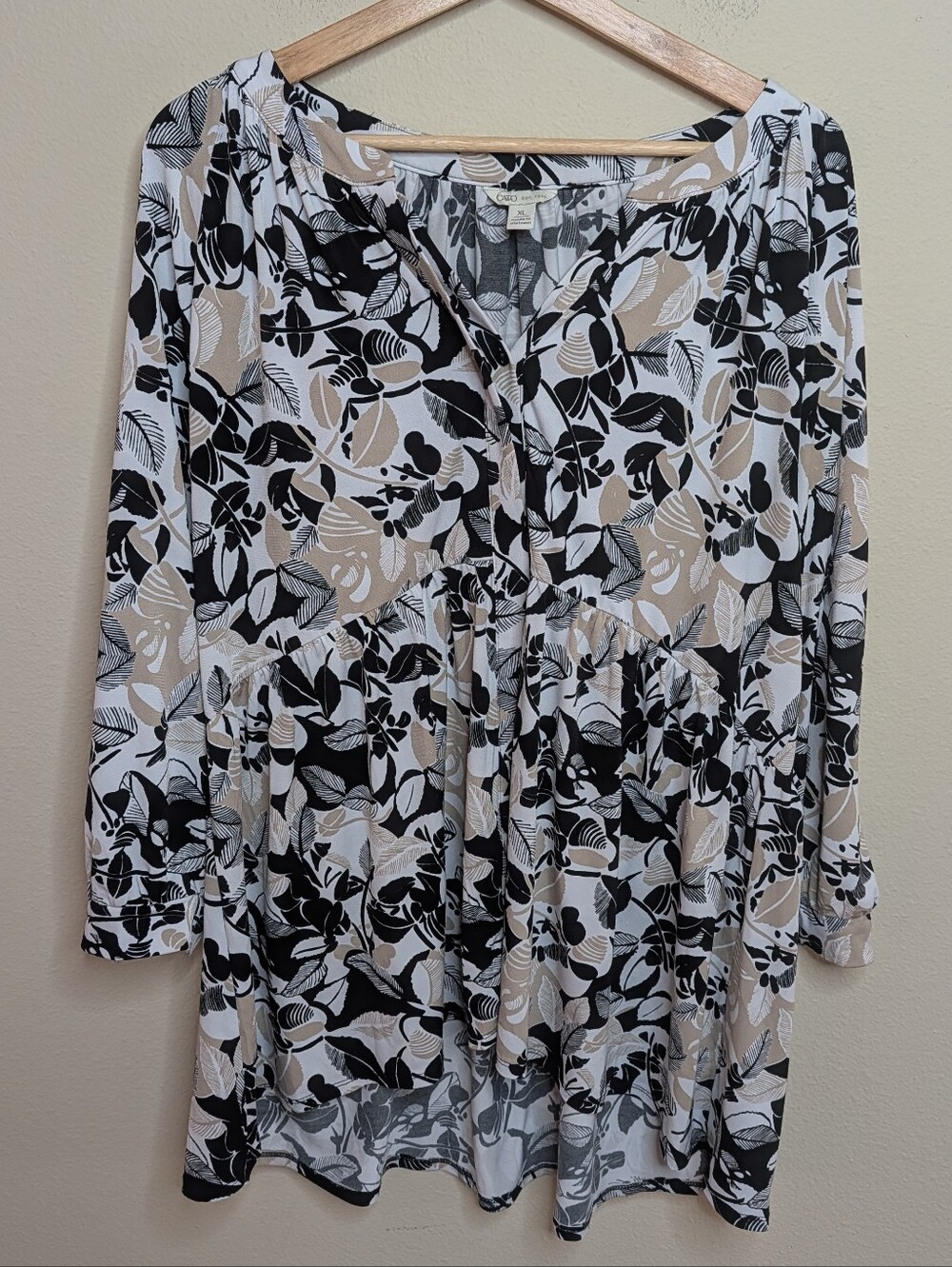 Cato Black White Tan Floral Long Sleeve Peasant Top XL